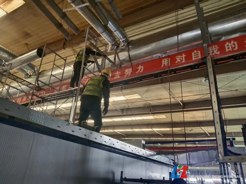 车间不锈钢环保管道安装